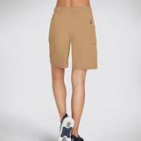 NWT SKECHERS WOMEN'S INCLINE POCKET 9"‎ SHORTS BOLD BLACK XS - Picture 2 of 6